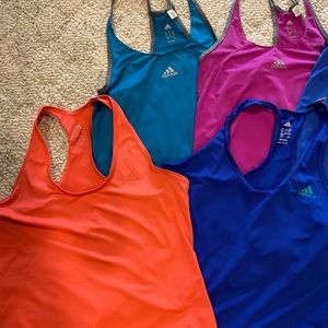 8 Adidas Women’s Workout Tank Tops Size L